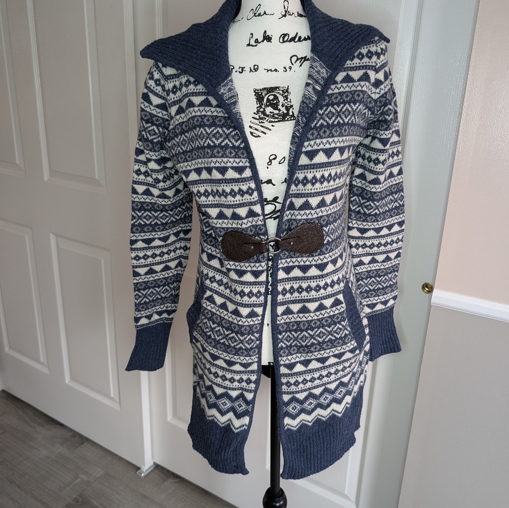 Cambridge Dry Goods Navy and Cream Fair Isle Knit Cardigan Sweater